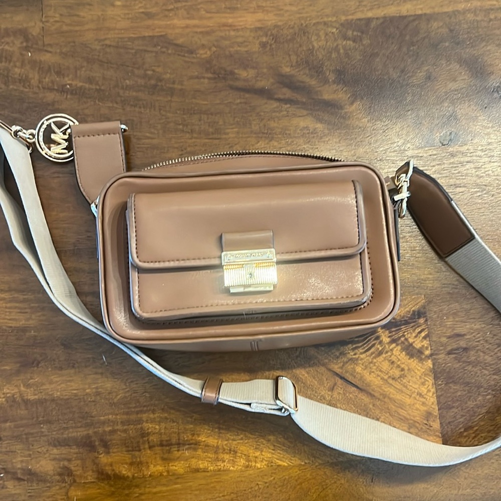 Michael Kors purse